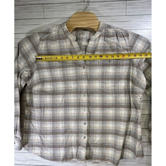 L.L. Bean Women's Whisper Weight Henley Collar Flannel Tan‎ Plaid Sz "XL" - Picture 9 of 9
